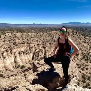 Meet your Posher, Katelyn